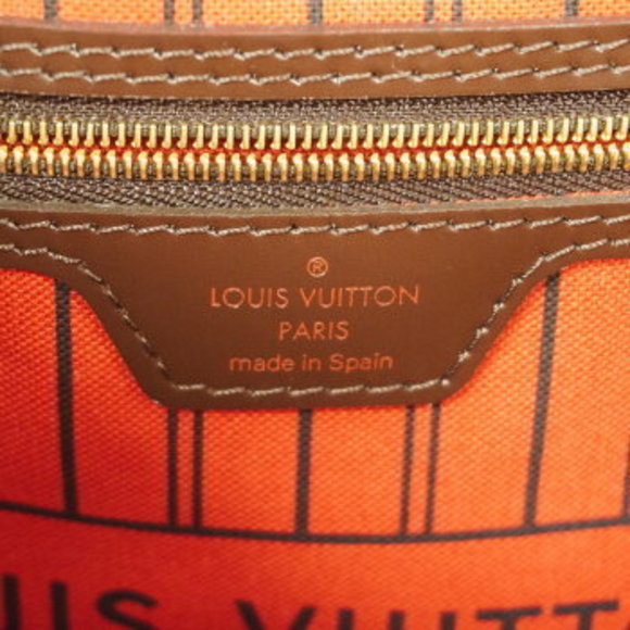 Louis Vuitton Damier Neverfull MM Tote Bag - Picture 5 of 9